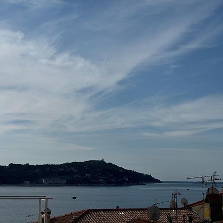 The Seaside Serenity - Calm & Charming Bay View Flat - Heart Of Villefranche מראה חיצוני תמונה