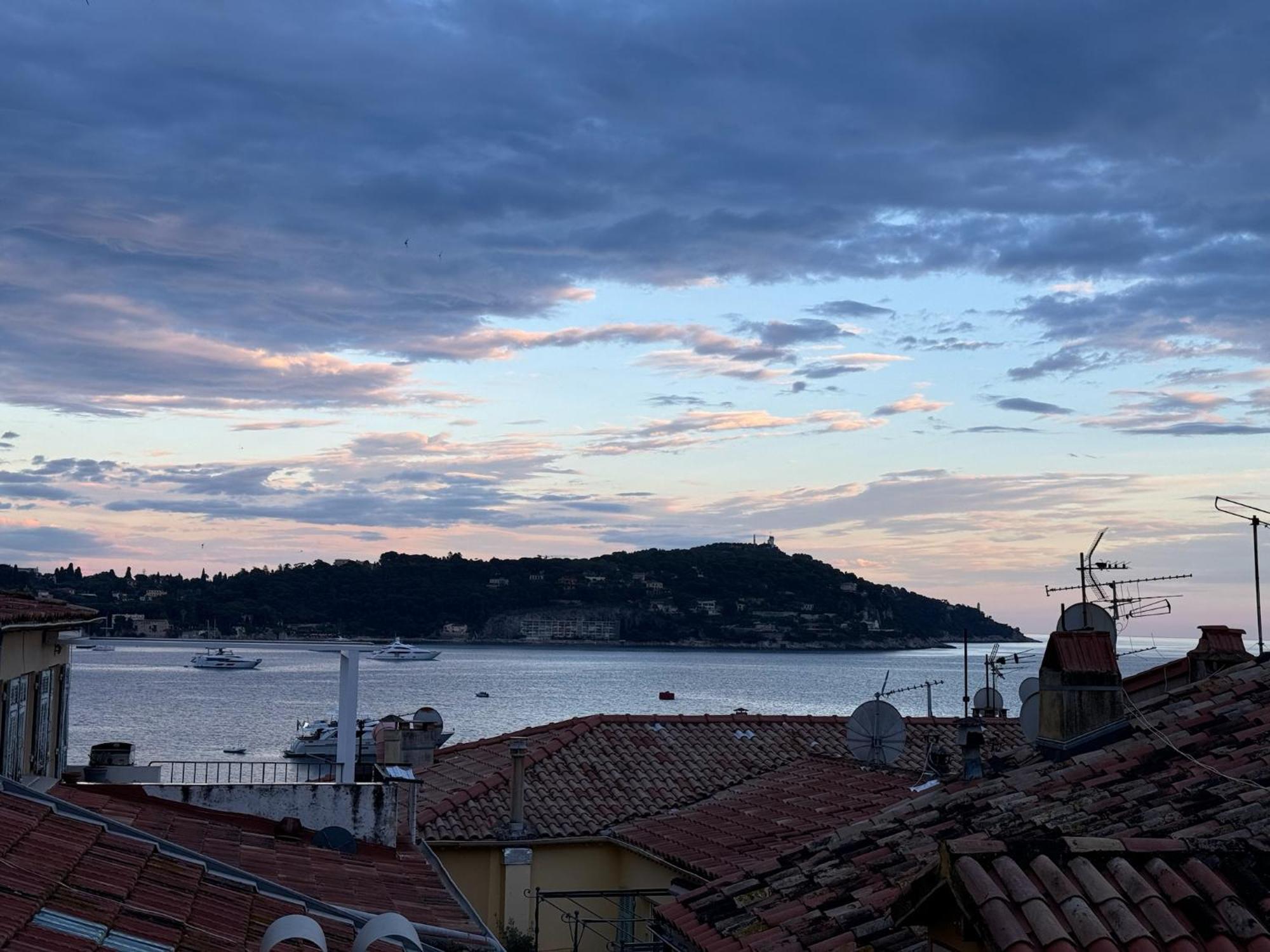 The Seaside Serenity - Calm & Charming Bay View Flat - Heart Of Villefranche מראה חיצוני תמונה